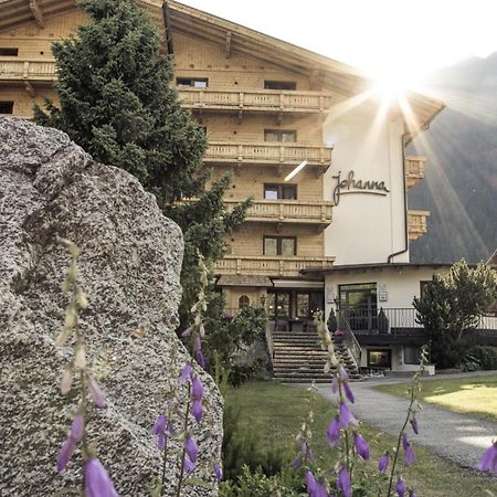 Hotel Johanna Mitten Im Oetztal Umhausen Exterior photo